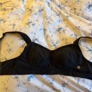 Lulu lemon Sports Bra 36 c removable pads
